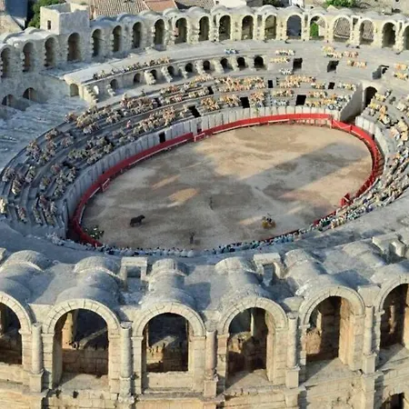Le 134 Centre Climatise 1 A 4 Personnes Arles