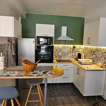 Le 134 Centre Climatise 1 A 4 Personnes Apartman Arles